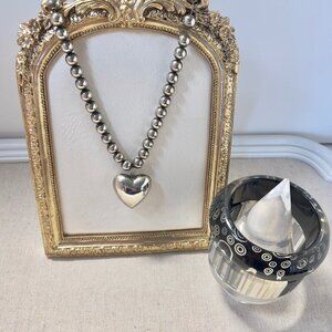 Vintage Korea Puffy Heart Beaded Chain Necklace with 2 Chunky 90s Lucite bangles